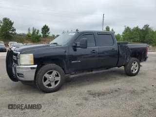 ✅ 2011 Chevrolet Silverado 2500HD LTZ • VIN: 1GC1KYEG3BF165060 • Lot: 62295295. Listed on Copart with 239,394 mi. Free auction sales archive from the USA and detailed vehicle history report at DreamBid. Image 1.