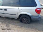 ✅ 2003 Dodge Caravan SE • VIN: 1D4GP25BX3B144716 • Lot: 42445992. Wystawiony na IAAI z przebiegiem 193 223 mil. Bezpłatny archiwum sprzedaży aukcyjnych z USA i szczegółowy raport historii pojazdu na DreamBid. Zdjęcie 6.