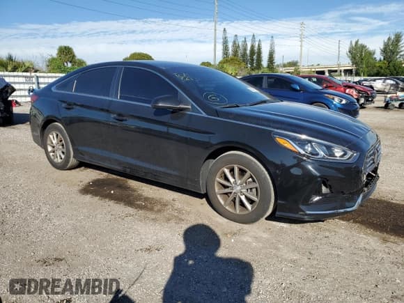 ✅ 2019 Hyundai Sonata SE • VIN: 5NPE24AF4KH804995 • Лот: 69242412. Опубликован ранее на Copart с пробегом 35 514 миль. Бесплатный доступ к архиву аукционных продаж из США и подробный отчёт об истории автомобиля на DreamBid. Изображение 4.