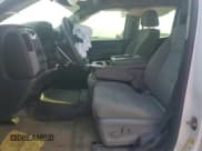 ✅ 2019 Chevrolet Silverado 1500 Work Truck • VIN: 2GCVKNEC4K1194880 • Lot: 71149224. Wystawiony na Copart z przebiegiem 125 934 mil. Bezpłatny archiwum sprzedaży aukcyjnych z USA i szczegółowy raport historii pojazdu na DreamBid. Zdjęcie 7.