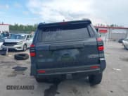 ✅ 2025 Toyota 4Runner SR5 • VIN: JTEVA5BR3S5002046 • Лот: 42694842. Опубликован ранее на IAAI с пробегом 718 миль. Бесплатный доступ к архиву аукционных продаж из США и подробный отчёт об истории автомобиля на DreamBid. Изображение 16.