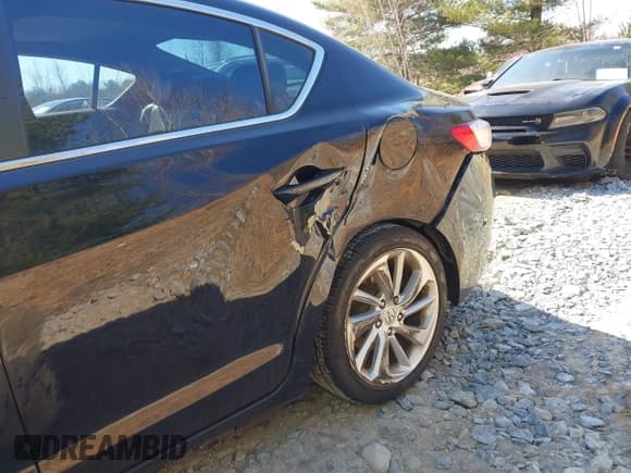 ✅ 2016 Acura ILX Premium • VIN: 19UDE2F78GA019291 • Lot: 41789345. Wystawiony na IAAI z przebiegiem 92 212 mil. Bezpłatny archiwum sprzedaży aukcyjnych z USA i szczegółowy raport historii pojazdu na DreamBid. Zdjęcie 6.
