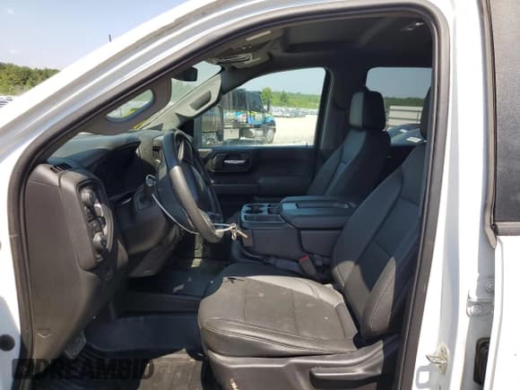 ✅ 2022 Chevrolet Silverado 2500HD Work Truck • VIN: 1GC2YLE77NF176282 • Lot: 69280235. Wystawiony na Copart z przebiegiem 47 951 mil. Bezpłatny archiwum sprzedaży aukcyjnych z USA i szczegółowy raport historii pojazdu na DreamBid. Zdjęcie 7.