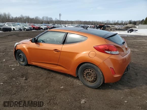 ✅ 2012 Hyundai Veloster w/Gray Int • VIN: KMHTC6AD5CU057828 • Lot: 48669885. Wystawiony na Copart z przebiegiem Nie podano. Bezpłatny archiwum sprzedaży aukcyjnych z USA i szczegółowy raport historii pojazdu na DreamBid. Zdjęcie 2.