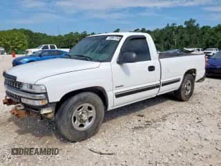 2002 Chevrolet Silverado 1500 с VIN 1GCEC14W32Z284577, выставлен на аукционе Copart как лот 69987265 с пробегом 504 167 миль миль и Списание • Salvage title. История ставок и продаж доступна на DreamBid. Изображение 1.
