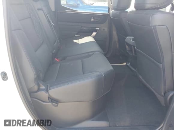 ✅ 2024 Toyota Tundra Limited • VIN: 5TFWA5EC5RX030736 • Lot: 42840048. Listed on IAAI with 13,998 mi. Free auction sales archive from the USA and detailed vehicle history report at DreamBid. Image 8.