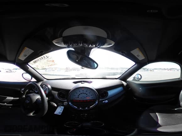 ✅ 2013 MINI Roadster • VIN: WMWSY1C5XDT625120 • Lot: 43593986. Wystawiony na IAAI z przebiegiem 45 284 mil. Bezpłatny archiwum sprzedaży aukcyjnych z USA i szczegółowy raport historii pojazdu na DreamBid. Zdjęcie 19.