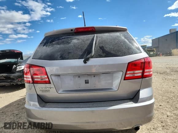 ✅ 2018 Dodge Journey SE • VIN: 3C4PDCAB2JT171535 • Lot: 85313975. Wystawiony na Copart z przebiegiem 145 885 mil. Bezpłatny archiwum sprzedaży aukcyjnych z USA i szczegółowy raport historii pojazdu na DreamBid. Zdjęcie 6.