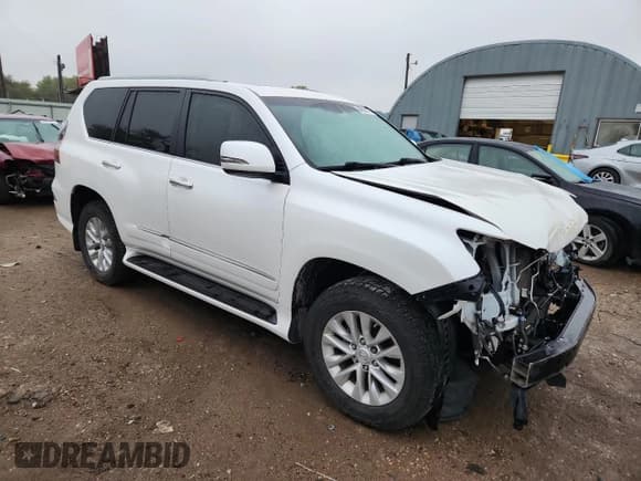 ✅ 2015 Lexus GX 460 • VIN: JTJBM7FX0F5112199 • Lot: 89658175. Wystawiony na Copart z przebiegiem Nie podano. Bezpłatny archiwum sprzedaży aukcyjnych z USA i szczegółowy raport historii pojazdu na DreamBid. Zdjęcie 4.
