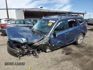 ✅ 2012 Subaru Forester X Premium • VIN: JF2SHADC2CH433337 • Lot: 84647075. Wystawiony na Copart z przebiegiem 169 510 mil. Bezpłatny archiwum sprzedaży aukcyjnych z USA i szczegółowy raport historii pojazdu na DreamBid. Zdjęcie 1.