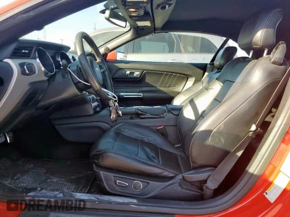 ✅ 2016 Ford Mustang EcoBoost Premium • VIN: 1FATP8UH6G5253706 • Lot: 85899995. Listed on Copart with 194,565 mi. Free auction sales archive from the USA and detailed vehicle history report at DreamBid. Image 7.