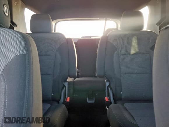 ✅ 2022 Chevrolet Traverse LT Cloth • VIN: 1GNERGKWXNJ157677 • Lot: 81577725. Wystawiony na Copart z przebiegiem 41 836 mil. Bezpłatny archiwum sprzedaży aukcyjnych z USA i szczegółowy raport historii pojazdu na DreamBid. Zdjęcie 10.