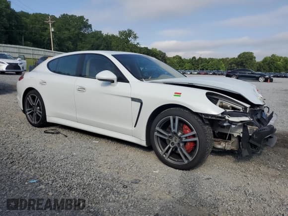 ✅ 2013 Porsche Panamera S • VIN: WP0AB2A77DL060674 • Лот: 65535005. Опубликован ранее на Copart с пробегом 106 170 миль. Бесплатный доступ к архиву аукционных продаж из США и подробный отчёт об истории автомобиля на DreamBid. Изображение 4.