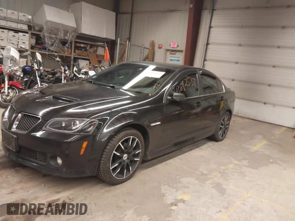 ✅ 2009 Pontiac G8 • VIN: 6G2ER57749L168187 • Лот: 43892539. Опубликован ранее на IAAI с пробегом 135 497 миль. Бесплатный доступ к архиву аукционных продаж из США и подробный отчёт об истории автомобиля на DreamBid. Изображение 2.