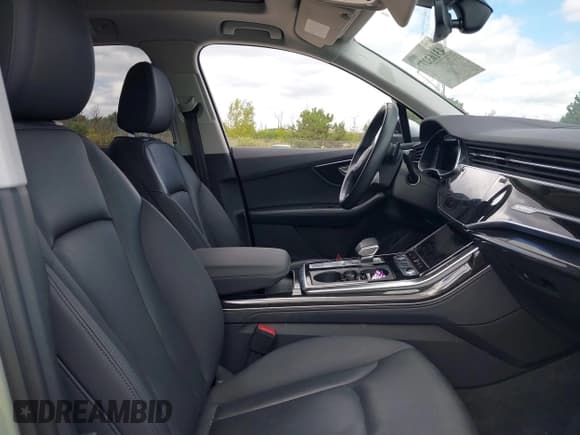 ✅ 2022 Audi Q7 Prestige • VIN: WA1VXBF72ND013800 • Лот: 43163277. Опубликован ранее на IAAI с пробегом 65 677 миль. Бесплатный доступ к архиву аукционных продаж из США и подробный отчёт об истории автомобиля на DreamBid. Изображение 5.