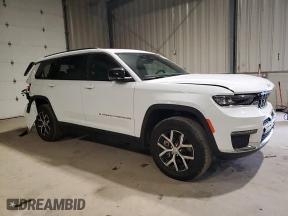 ✅ 2025 Jeep Grand Cherokee Limited • VIN: 1C4RJKBG1S8633041 • Lot: 89694935. Listed on Copart with 10,357 mi. Free auction sales archive from the USA and detailed vehicle history report at DreamBid. Image 4.