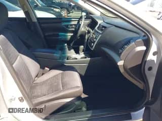 2016 Nissan Altima SL с VIN 1N4AL3AP4GC238151, выставлен на аукционе IAAI как лот 41830288 с пробегом 138 327 миль миль и . История ставок и продаж доступна на DreamBid. Изображение 1.