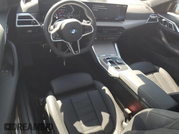 ✅ 2025 BMW 4 Series 430i • VIN: WBA43DA02SCT09580 • Lot: 61768505. Listed on Copart with 3,051 mi. Free auction sales archive from the USA and detailed vehicle history report at DreamBid. Image 8.