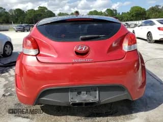 ✅ 2017 Hyundai Veloster • VIN: KMHTC6AD7HU306606 • Lot: 72855044. Wystawiony na Copart z przebiegiem 101 272 mil. Bezpłatny archiwum sprzedaży aukcyjnych z USA i szczegółowy raport historii pojazdu na DreamBid. Zdjęcie 6.