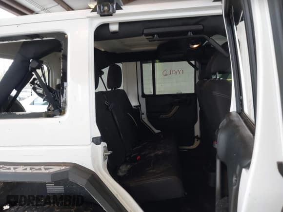 ✅ 2018 Jeep Wrangler Unlimited Sport S • VIN: 1C4BJWDGXJL886151 • Лот: 43720349. Опубликован ранее на IAAI с пробегом 50 712 миль. Бесплатный доступ к архиву аукционных продаж из США и подробный отчёт об истории автомобиля на DreamBid. Изображение 8.