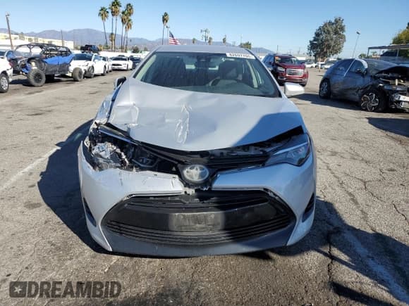 ✅ 2017 Toyota Corolla LE • VIN: 5YFBURHEXHP628568 • Лот: 82697705. Опубликован ранее на Copart с пробегом 145 830 миль. Бесплатный доступ к архиву аукционных продаж из США и подробный отчёт об истории автомобиля на DreamBid. Изображение 5.