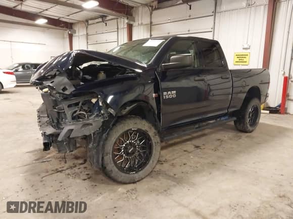 2015 Ram 1500 Express с VIN 1C6RR7FT3FS647083, выставлен на аукционе IAAI как лот 42195153 с пробегом 154 279 миль миль и . История ставок и продаж доступна на DreamBid. Изображение 2.