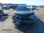 ✅ 2018 Toyota RAV4 XLE • VIN: 2T3WFREV6JW484903 • Lot: 43411750. Listed on IAAI with 78,833 mi. Free auction sales archive from the USA and detailed vehicle history report at DreamBid. Image 6.