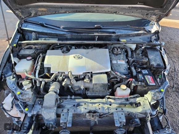 ✅ 2016 Toyota Prius Four • VIN: JTDKARFU3G3020272 • Лот: 90438605. Опубликован ранее на Copart с пробегом 112 596 миль. Бесплатный доступ к архиву аукционных продаж из США и подробный отчёт об истории автомобиля на DreamBid. Изображение 11.