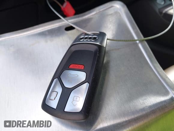 ✅ 2020 Audi Q5 Premium • VIN: WA1ANAFY6L2099306 • Лот: 42808937. Опубликован ранее на IAAI с пробегом 58 491 миль. Бесплатный доступ к архиву аукционных продаж из США и подробный отчёт об истории автомобиля на DreamBid. Изображение 11.