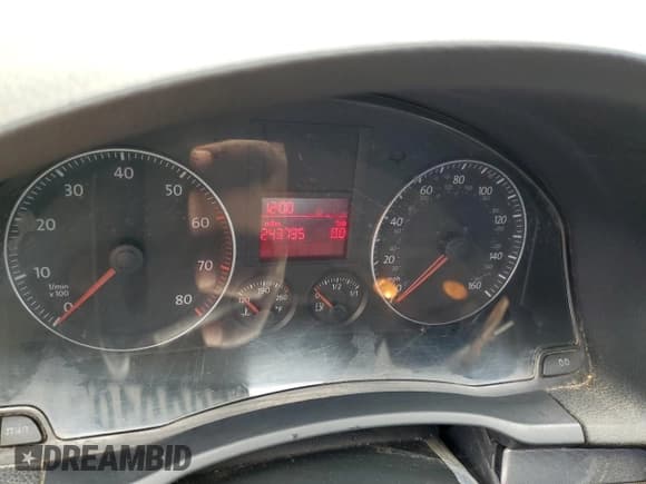 ✅ 2007 Volkswagen Jetta 2.5 • VIN: 3VWRF71K17M119517 • Lot: 59631974. Listed on Copart with 243,795 mi. Free auction sales archive from the USA and detailed vehicle history report at DreamBid. Image 9.