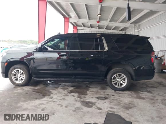 ✅ 2021 Chevrolet Suburban RST • VIN: 1GNSCEKD8MR414536 • Lot: 41359461. Listed on IAAI with 183,348 mi. Free auction sales archive from the USA and detailed vehicle history report at DreamBid. Image 14.