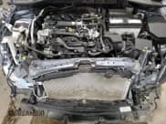 ✅ 2023 Toyota Corolla Cross LE • VIN: 7MUCAAAG9PV039470 • Lot: 68522515. Wystawiony na Copart z przebiegiem 63 653 mil. Bezpłatny archiwum sprzedaży aukcyjnych z USA i szczegółowy raport historii pojazdu na DreamBid. Zdjęcie 15.