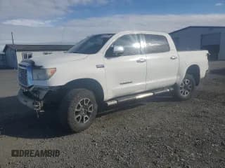 ✅ 2012 Toyota Tundra Limited • VIN: 5TFHY5F13CX220060 • Лот: 84741485. Опубликован ранее на Copart с пробегом 240 722 миль. Бесплатный доступ к архиву аукционных продаж из США и подробный отчёт об истории автомобиля на DreamBid. Изображение 1.
