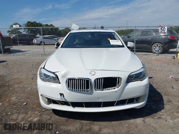 ✅ 2011 BMW 5 Series 528i • VIN: WBAFR1C54BC743580 • Lot: 43278182. Listed on IAAI with 180,796 mi. Free auction sales archive from the USA and detailed vehicle history report at DreamBid. Image 11.