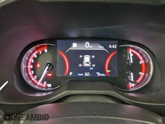 ✅ 2025 Toyota RAV4 XLE • VIN: 2T3W1RFV7SC315800 • Lot: 93185435. Listed on Copart with 20,703 mi. Free auction sales archive from the USA and detailed vehicle history report at DreamBid. Image 9.