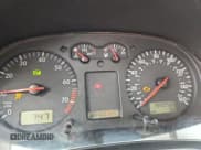 ✅ 2003 Volkswagen Jetta GLS • VIN: 3VWSK69M43M140241 • Lot: 70388545. Wystawiony na Copart z przebiegiem 199 256 mil. Bezpłatny archiwum sprzedaży aukcyjnych z USA i szczegółowy raport historii pojazdu na DreamBid. Zdjęcie 9.