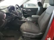 ✅ 2019 Chevrolet Traverse LT Cloth • VIN: 1GNEVGKW0KJ196379 • Lot: 70103525. Wystawiony na Copart z przebiegiem 80 339 mil. Bezpłatny archiwum sprzedaży aukcyjnych z USA i szczegółowy raport historii pojazdu na DreamBid. Zdjęcie 7.