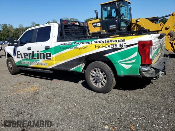 ✅ 2019 Ford F-250 XL • VIN: 1FT7W2A66KED53800 • Lot: 71776565. Wystawiony na Copart z przebiegiem 108 311 mil. Bezpłatny archiwum sprzedaży aukcyjnych z USA i szczegółowy raport historii pojazdu na DreamBid. Zdjęcie 2.