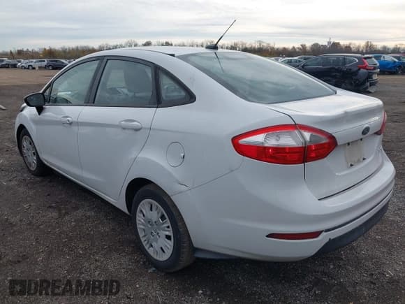 ✅ 2014 Ford Fiesta S • VIN: 3FADP4AJ6EM195558 • Lot: 43778736. Listed on IAAI with 133,561 mi. Free auction sales archive from the USA and detailed vehicle history report at DreamBid. Image 3.