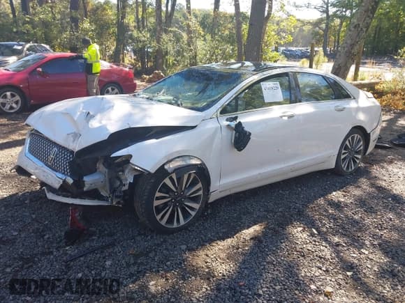 ✅ 2017 Lincoln MKZ Reserve • VIN: 3LN6L5E94HR610061 • Lot: 43418229. Wystawiony na IAAI z przebiegiem Nie podano. Bezpłatny archiwum sprzedaży aukcyjnych z USA i szczegółowy raport historii pojazdu na DreamBid. Zdjęcie 18.
