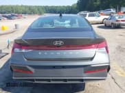 ✅ 2025 Hyundai Elantra SE • VIN: KMHLL4DG1SU967341 • Lot: 43102322. Listed on IAAI with 8,544 mi. Free auction sales archive from the USA and detailed vehicle history report at DreamBid. Image 17.