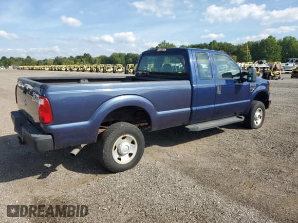 ✅ 2008 Ford F-350 XL • VIN: 1FTWX31568EB94484 • Лот: 70699094. Опубликован ранее на Copart с пробегом 36 468 миль. Бесплатный доступ к архиву аукционных продаж из США и подробный отчёт об истории автомобиля на DreamBid. Изображение 3.