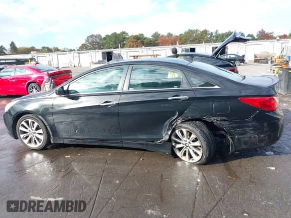 ✅ 2013 Hyundai Sonata SE • VIN: 5NPEC4AC9DH580077 • Лот: 43513976. Размещён на IAAI с пробегом 169 187 миль миль. Получите бесплатный доступ к архиву аукционных продаж из США и посмотрите подробный отчёт об истории автомобиля на DreamBid. Изображение 14.