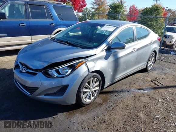 ✅ 2015 Hyundai Elantra SE • VIN: 5NPDH4AE6FH601310 • Lot: 43604408. Listed on IAAI with 91,970 mi. Free auction sales archive from the USA and detailed vehicle history report at DreamBid. Image 19.