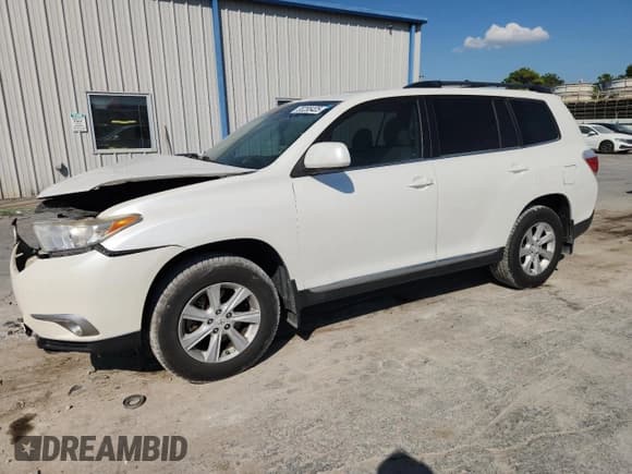 ✅ 2012 Toyota Highlander • VIN: 5TDZK3EH8CS071952 • Лот: 85285405. Опубликован ранее на Copart с пробегом 175 124 миль. Бесплатный доступ к архиву аукционных продаж из США и подробный отчёт об истории автомобиля на DreamBid. Изображение 1.