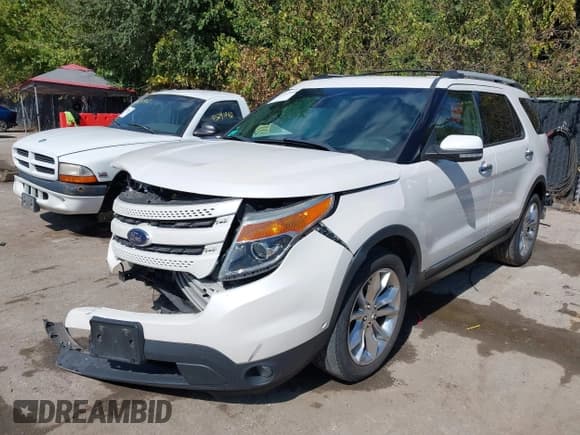 ✅ 2015 Ford Explorer Limited • VIN: 1FM5K8F89FGB11024 • Лот: 43323664. Опубликован ранее на IAAI с пробегом 205 167 миль. Бесплатный доступ к архиву аукционных продаж из США и подробный отчёт об истории автомобиля на DreamBid. Изображение 2.