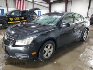 2011 Chevrolet Cruze 1FL с VIN 1G1PE5S9XB7280165, выставлен на аукционе Copart как лот 86328645 с пробегом 102 533 миль миль и Списание • Salvage title. История ставок и продаж доступна на DreamBid. Изображение 1.