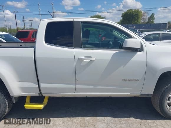 ✅ 2020 Chevrolet Colorado 4WD LT • VIN: 1GCHTCEA6L1163215 • Lot: 43206313. Listed on IAAI with 144,189 mi. Free auction sales archive from the USA and detailed vehicle history report at DreamBid. Image 13.