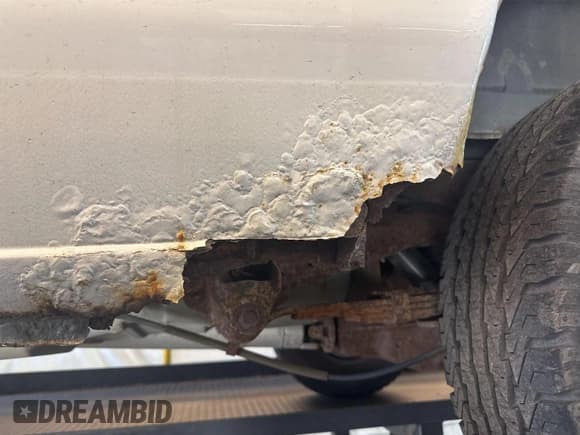 ✅ 2008 Ford Econoline Cargo Commercial • VIN: 1FTNE24W88DA51249 • Lot: 43923989. Listed on IAAI with 88,715 mi. Free auction sales archive from the USA and detailed vehicle history report at DreamBid. Image 21.