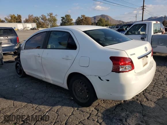 ✅ 2008 Toyota Yaris • VIN: JTDBT923481223997 • Lot: 93155415. Listed on Copart with 287,709 mi. Free auction sales archive from the USA and detailed vehicle history report at DreamBid. Image 2.